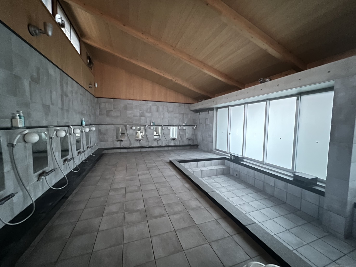 大浴場・シャワー室の写真